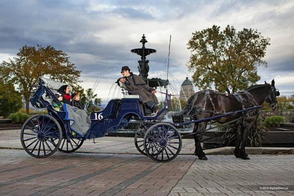 Chez Edouard By Hebergements Dcl Квебек Екстер'єр фото